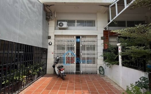 ផ្ទះជួល | House For Rent